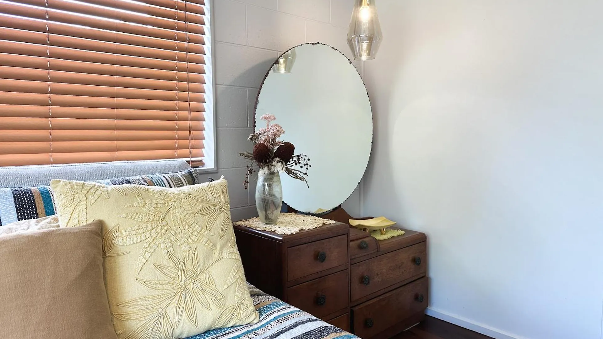 The Tides - 70S Seaside Bungalow Port Douglas 0*,  Australia