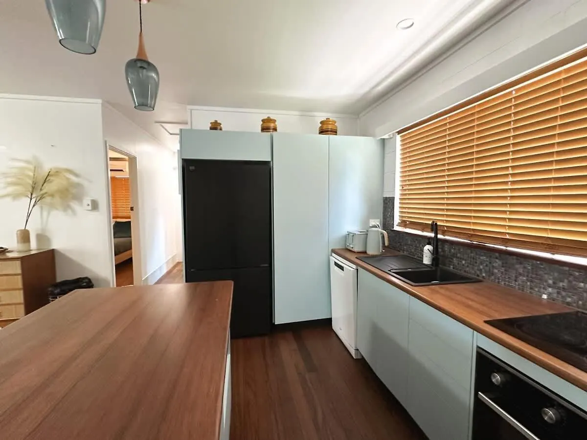 Hébergement de vacances The Tides - 70S Seaside Bungalow Port Douglas Australie