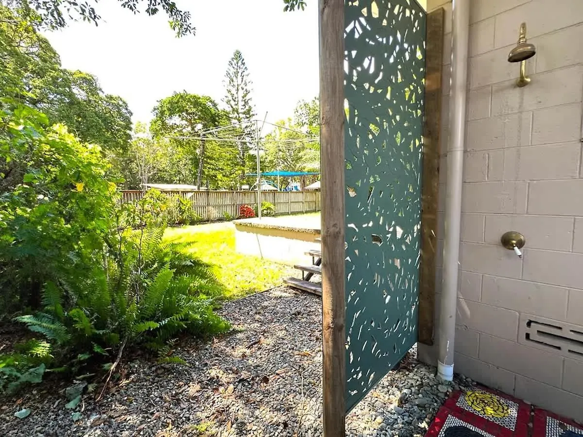 The Tides - 70S Seaside Bungalow Port Douglas 0*,  Australie